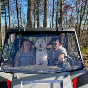 Meet your Posher, Brooke